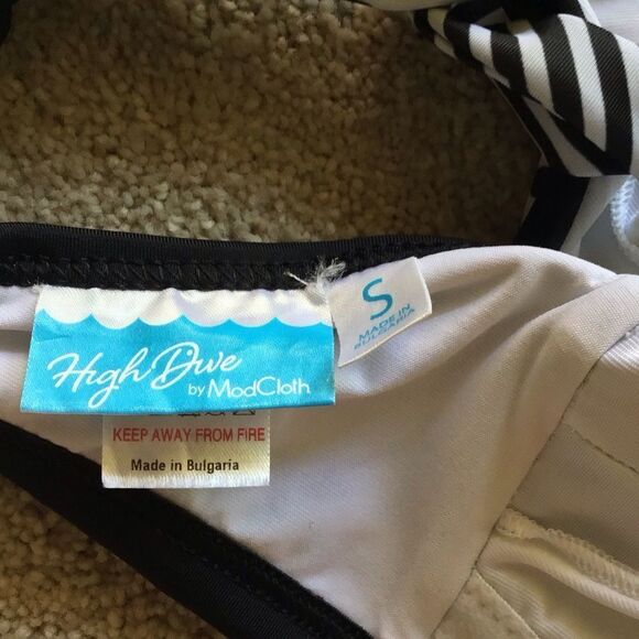 ModCloth Retro Bikini Top - Picture 3 of 3